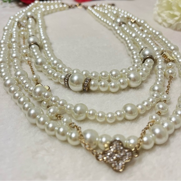 Jewelry - Vintage Multi-strand Layered Pearl & Crystals Statement Necklace W/Clover Charms